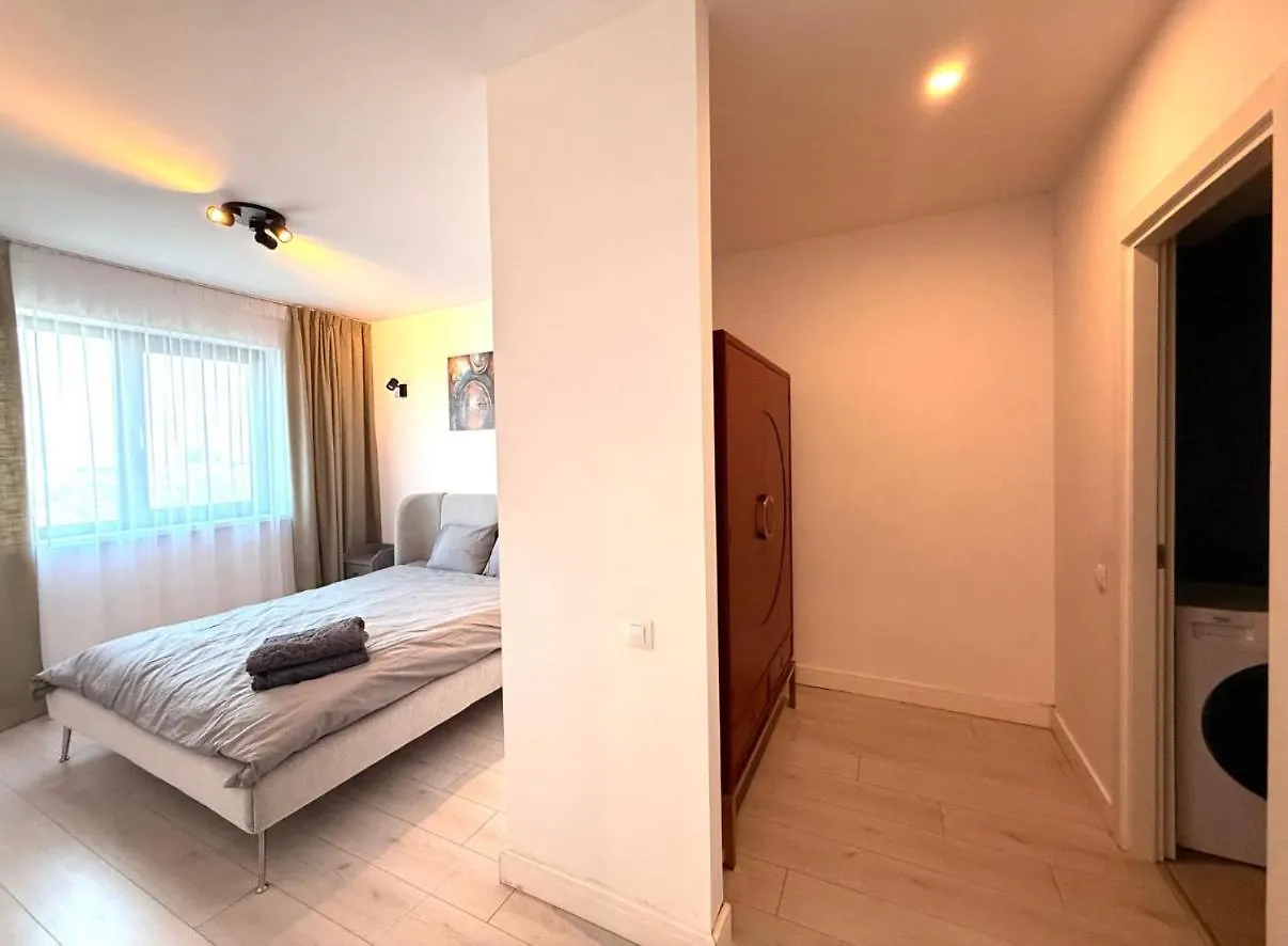 Onix Park Complex Elegant Apartment With Parking & Self Check In Bucureşti