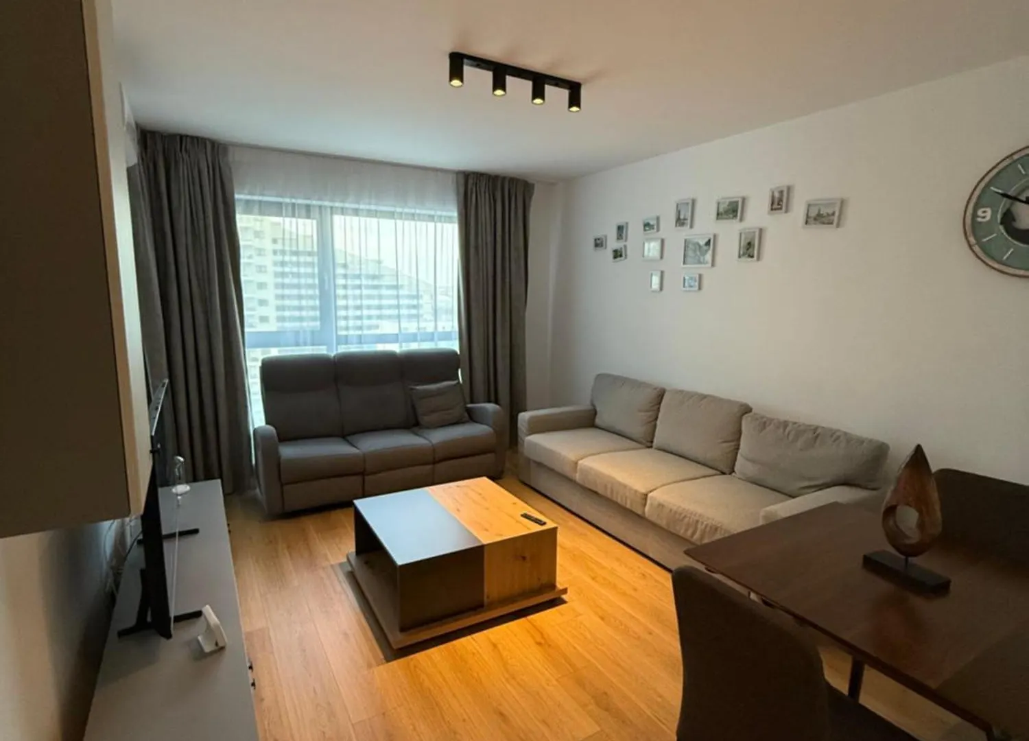 Onix Park Complex Elegant Apartment With Parking & Self Check In Bucharest